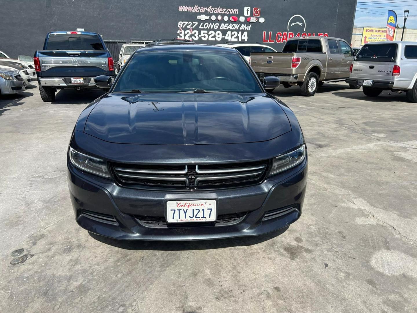 2016 Dodge Charger SE photo 8