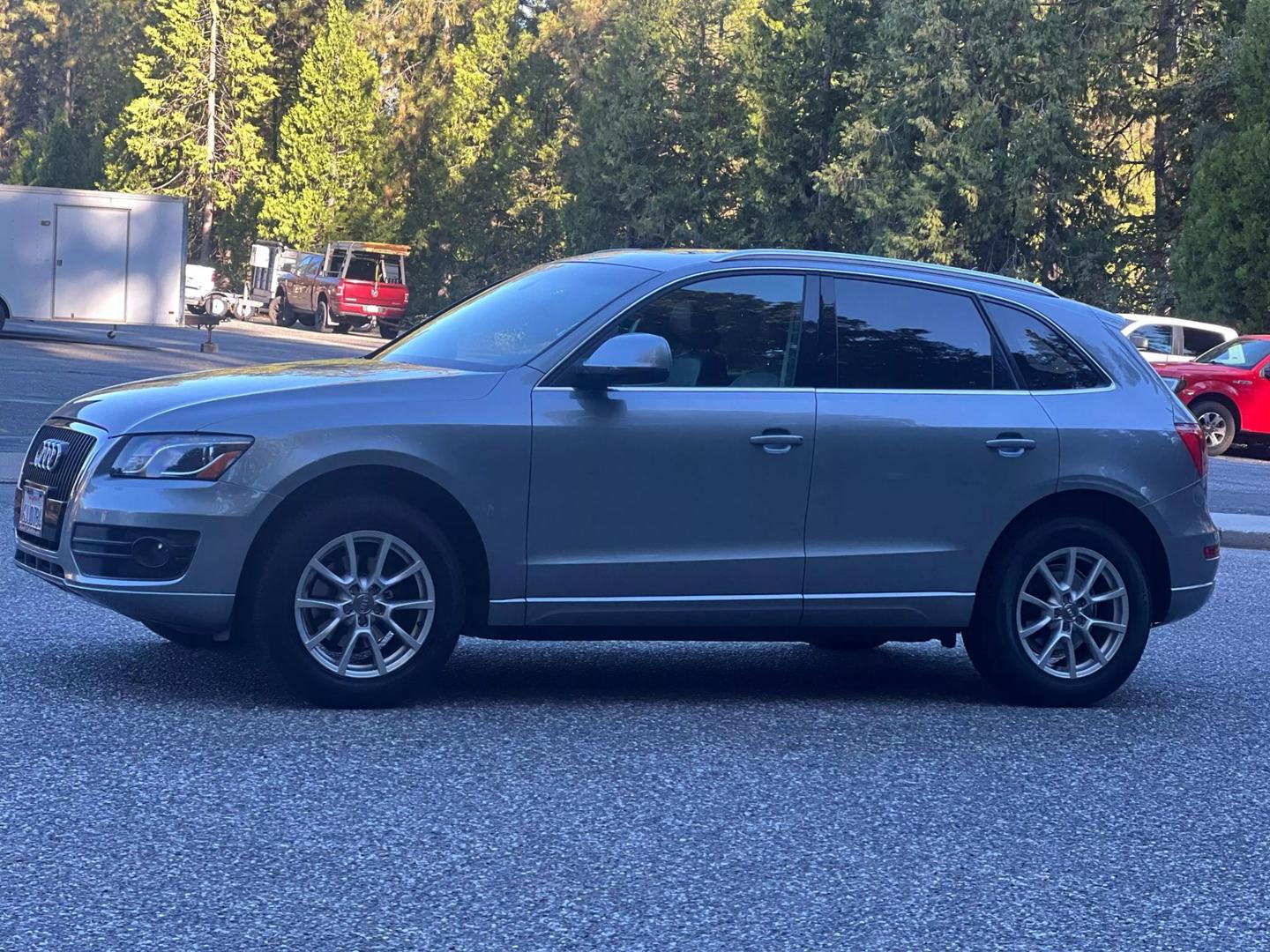 2009 Audi Q5 Premium photo 12