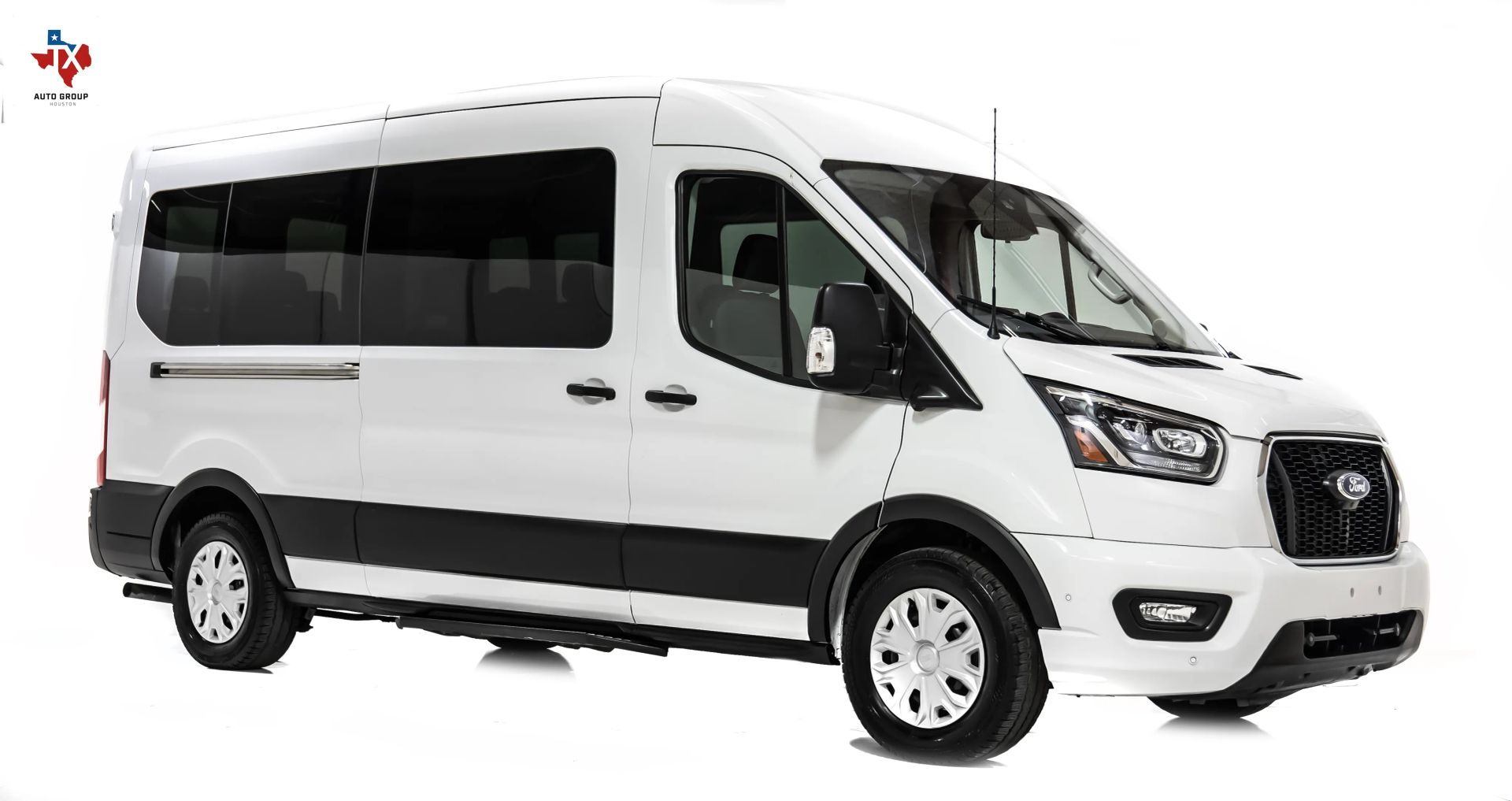2023 Ford Transit Passenger Van XLT's photo