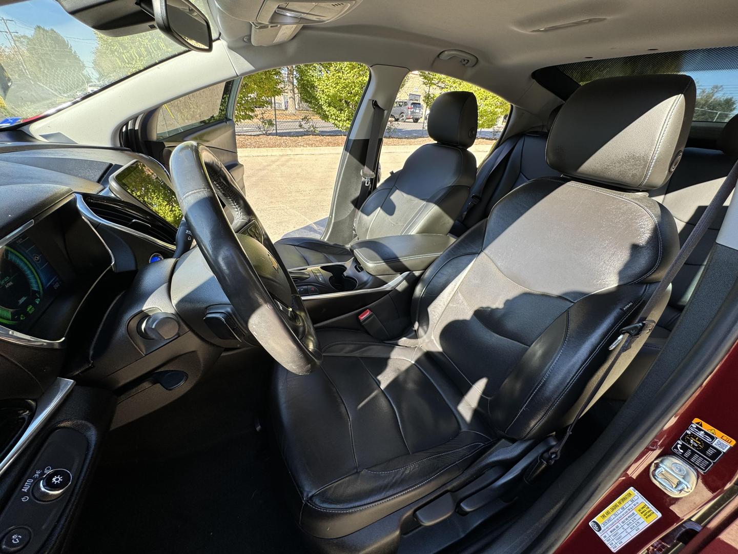 2017 Chevrolet Volt Premier photo 20