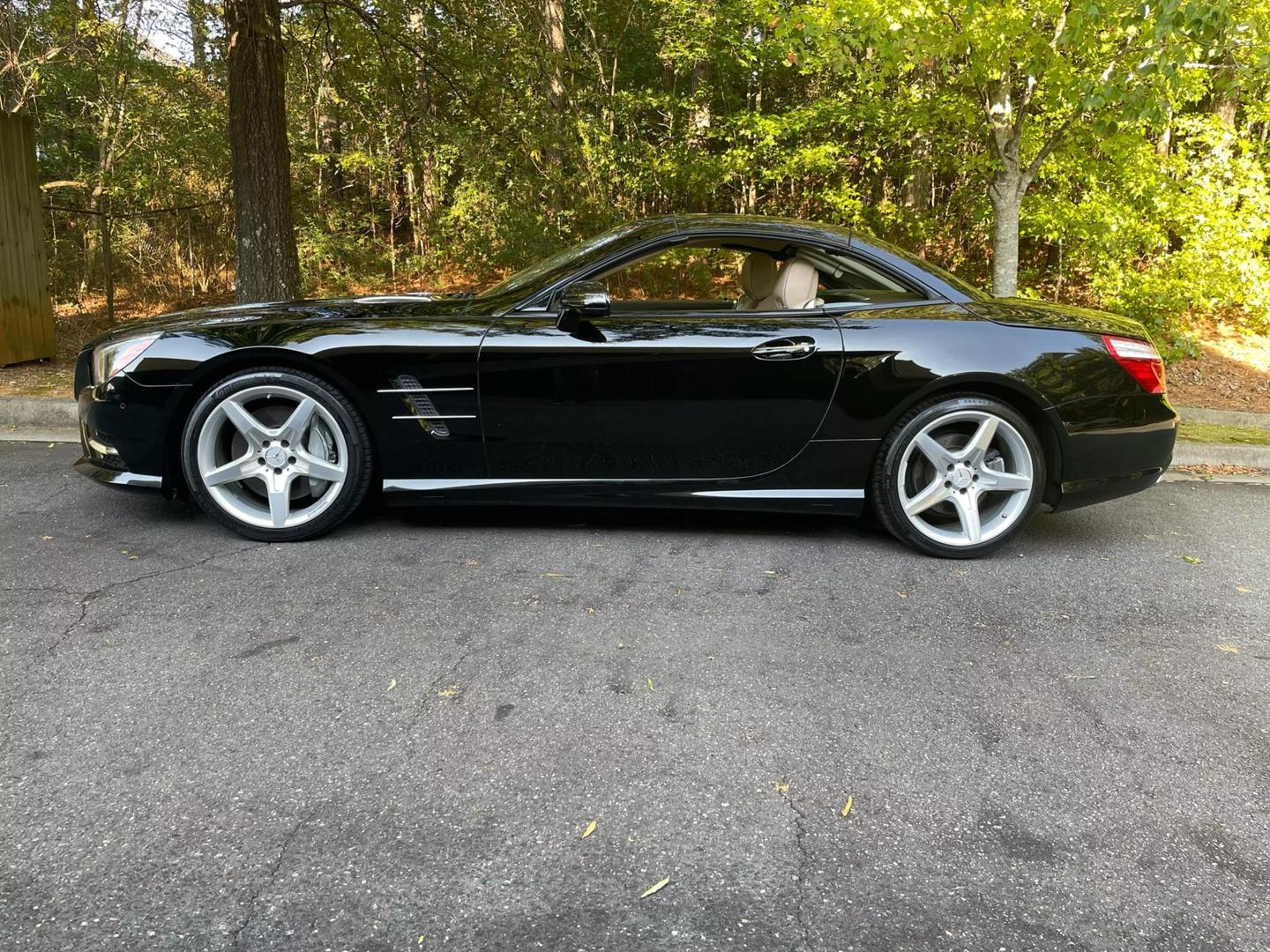 2013 Mercedes-Benz SL-Class SL550 photo 3