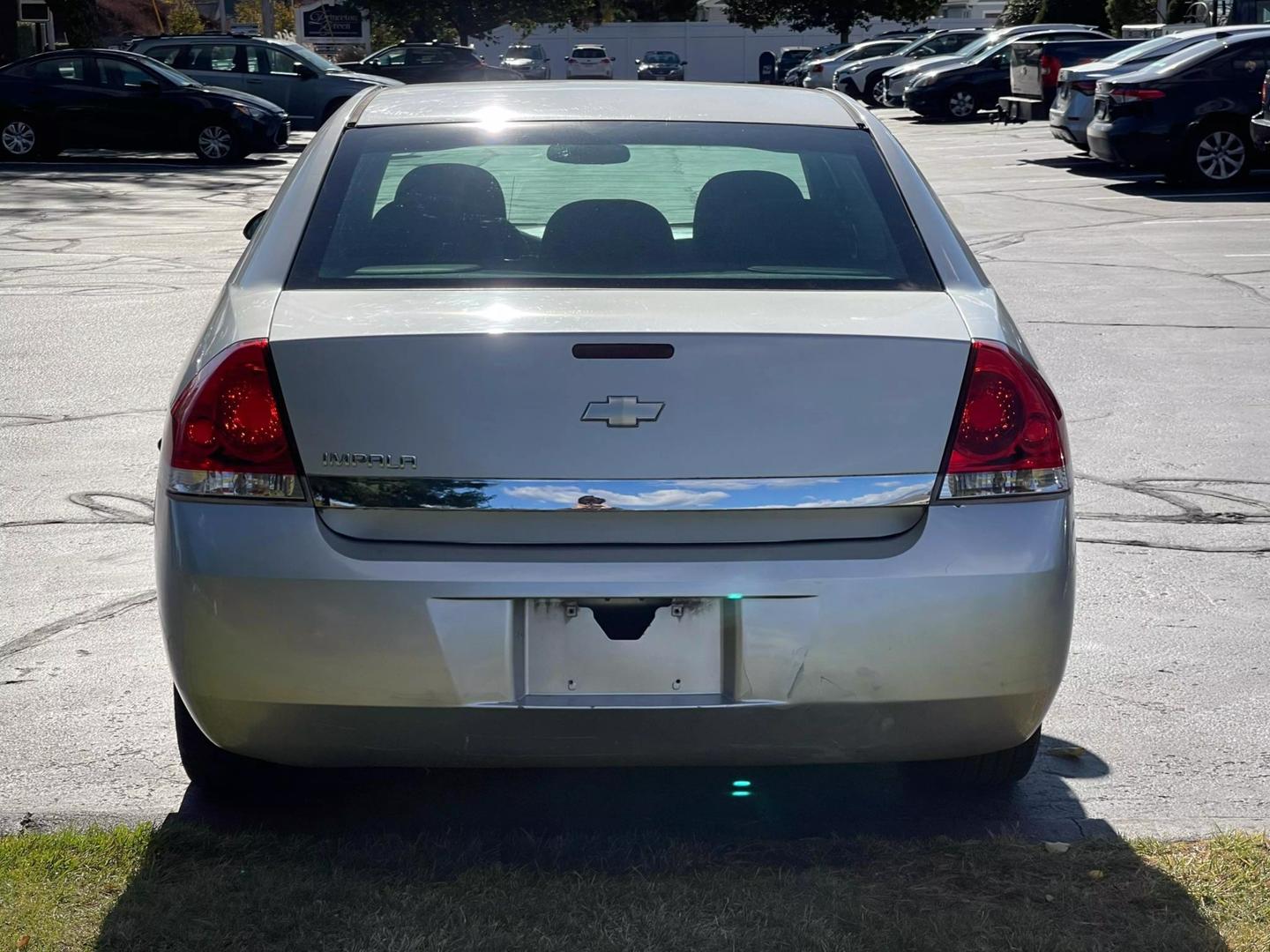 2011 Chevrolet Impala 1FL photo 6