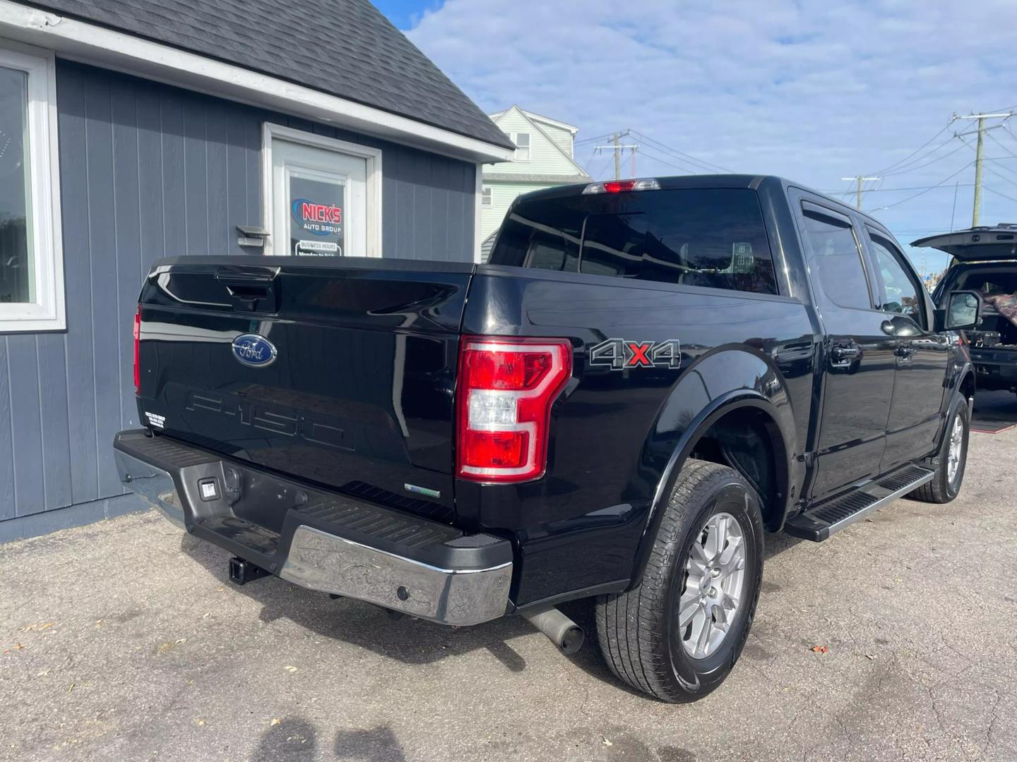 2019 Ford F-150 Lariat photo 3