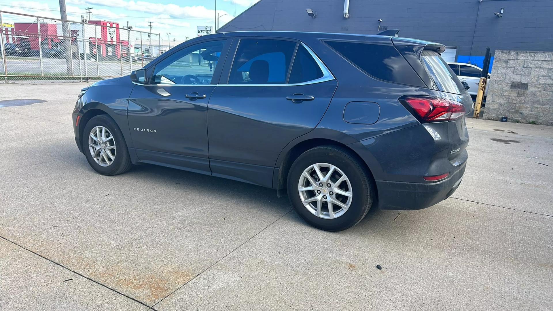 2022 Chevrolet Equinox LT photo 12