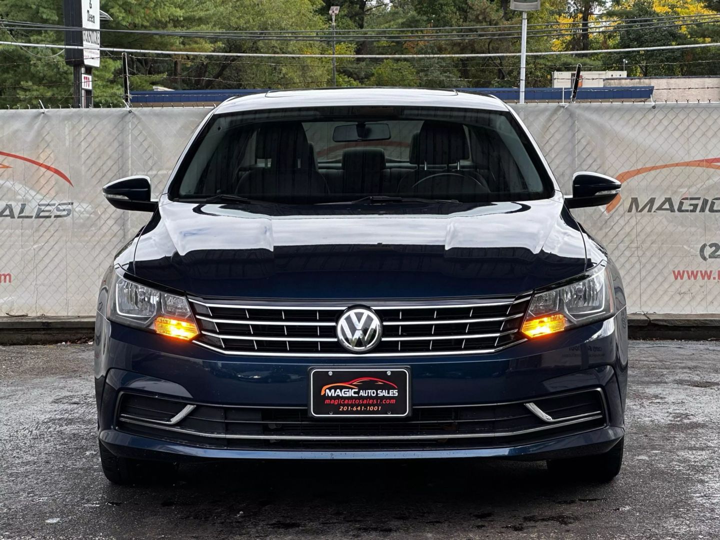 2019 Volkswagen Passat - Image 5