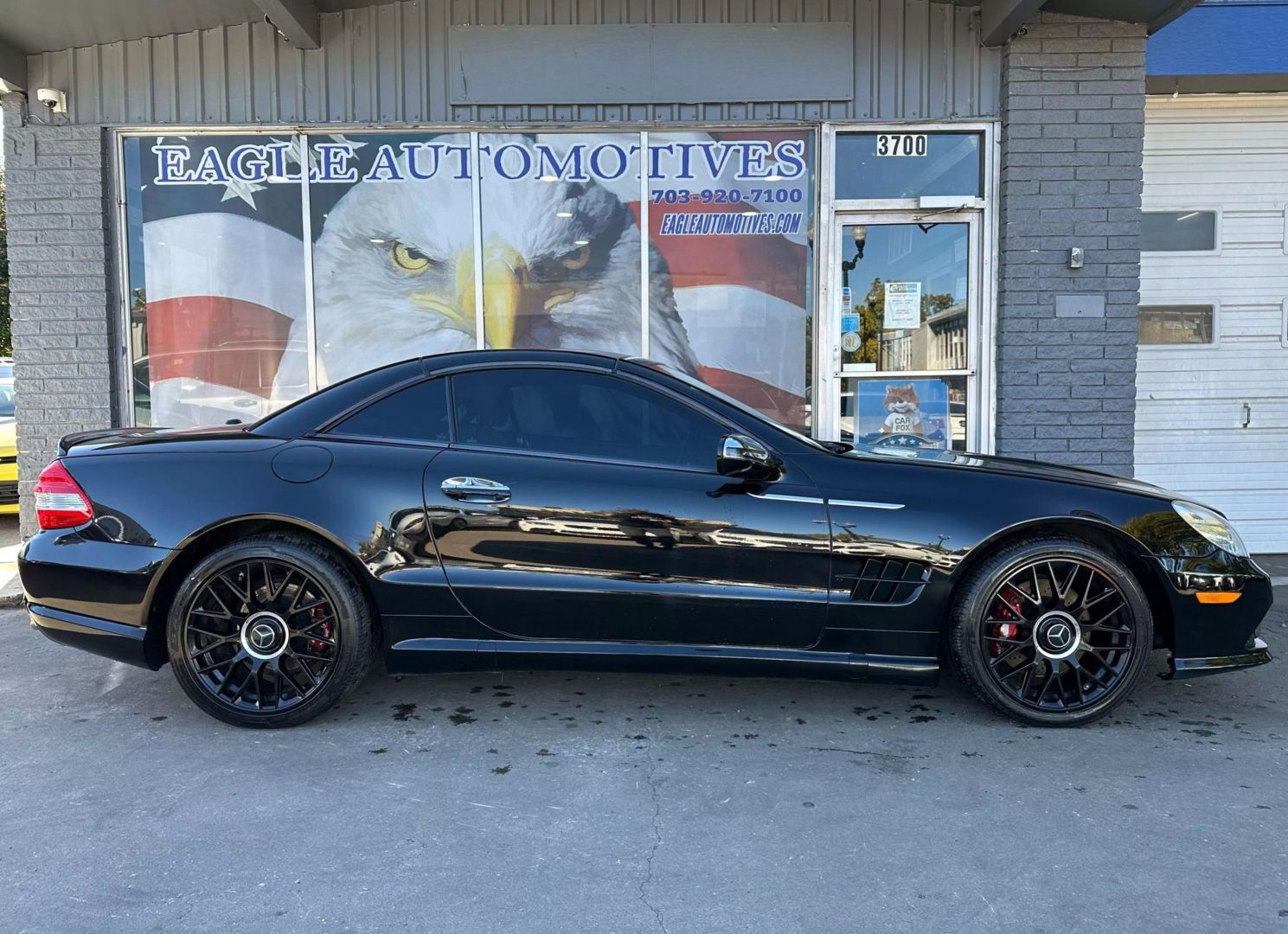 Used 2011 Mercedes-Benz SL-Class SL550 with VIN WDBSK7BA4BF166201 for sale in Arlington, VA