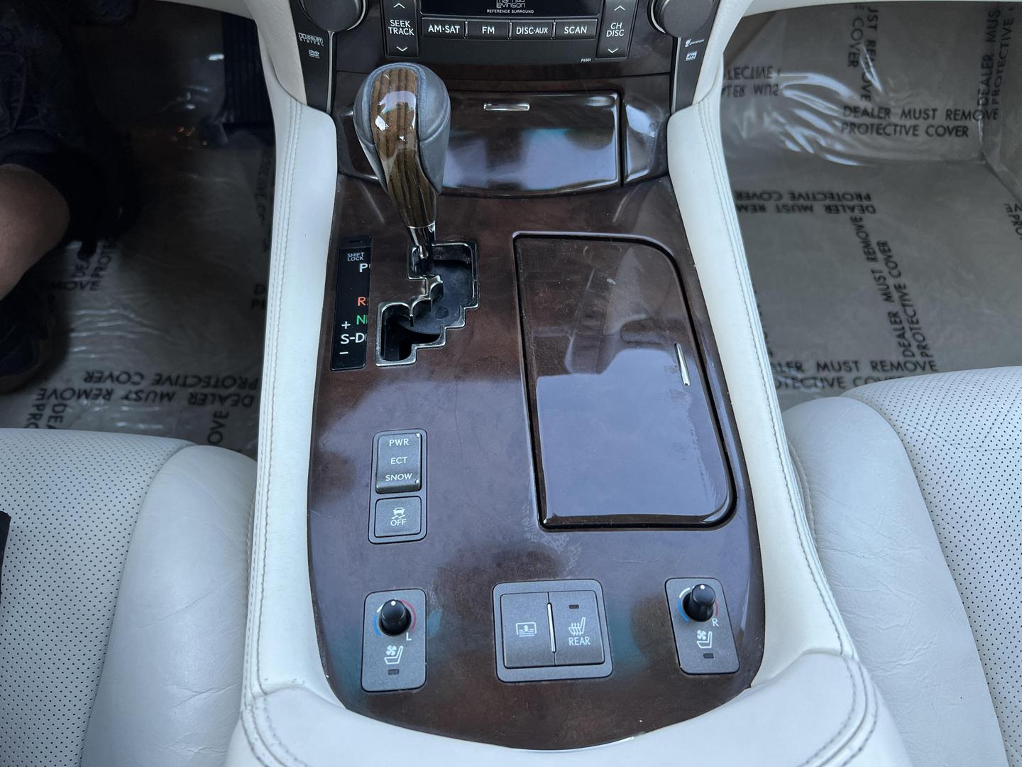 2008 Lexus LS Base photo 29