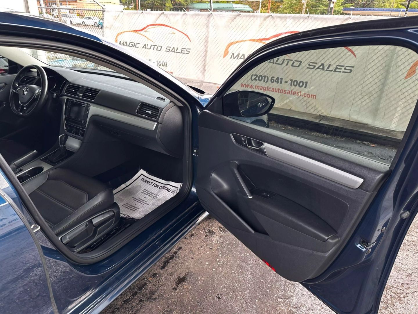 2019 Volkswagen Passat - Image 23