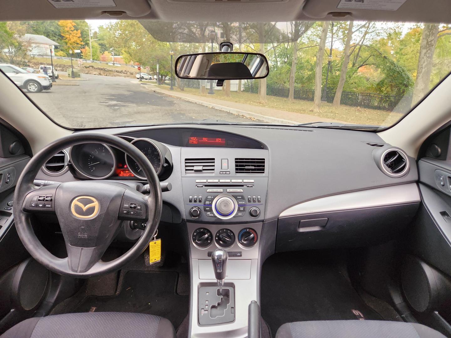 2010 Mazda MAZDA3 i Sport photo 13