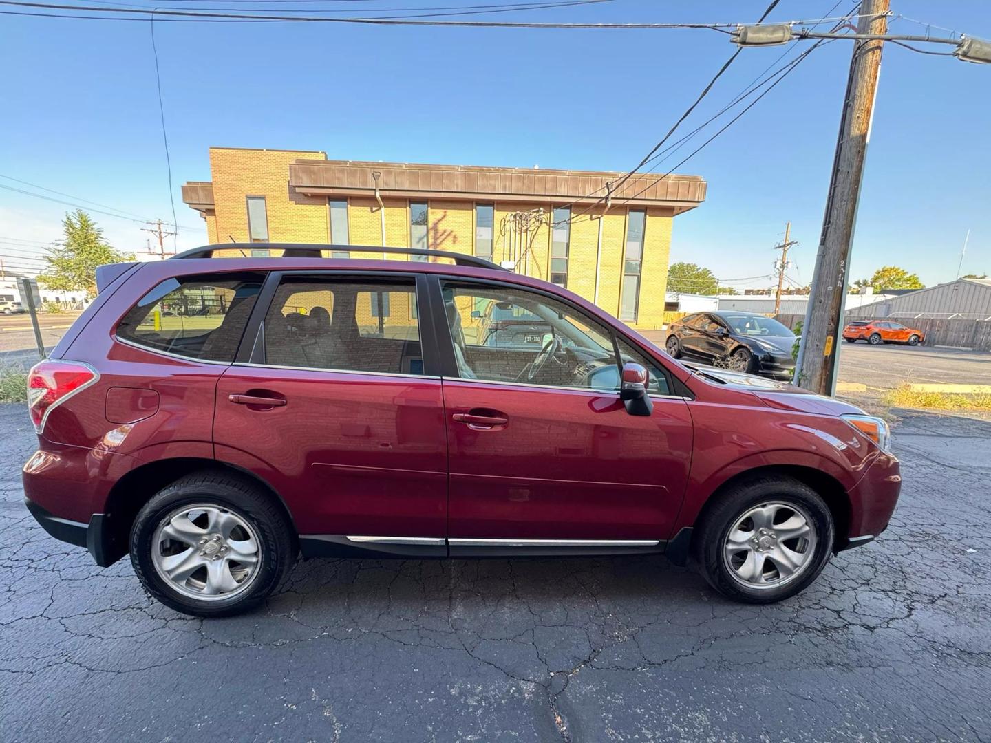 2015 Subaru Forester i Touring photo 4