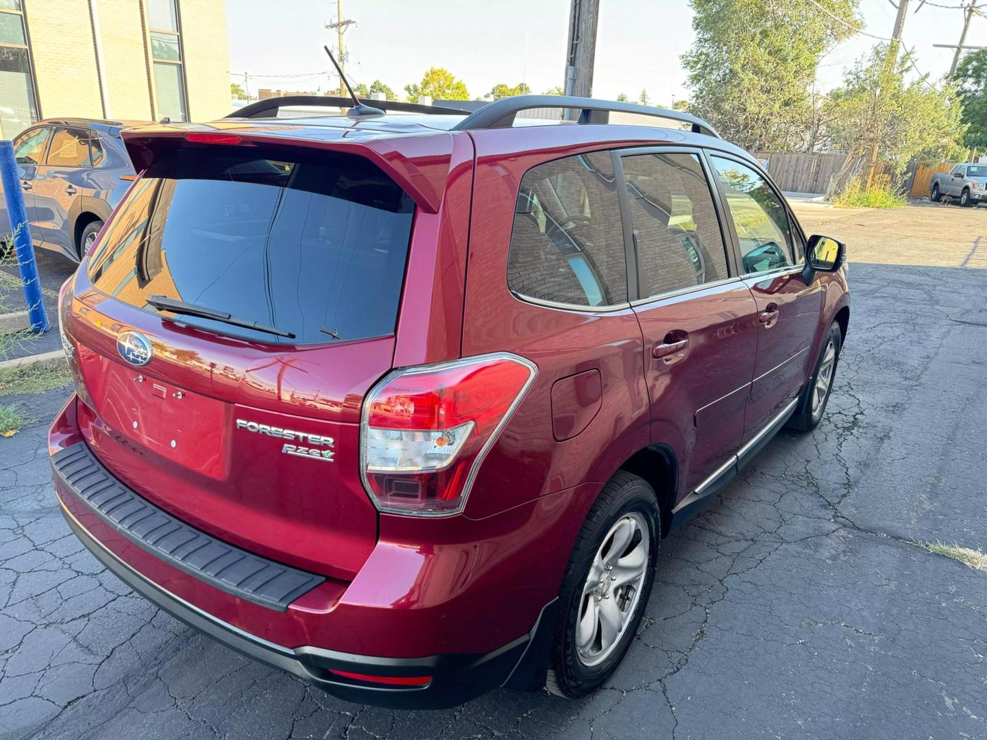 2015 Subaru Forester i Touring photo 5