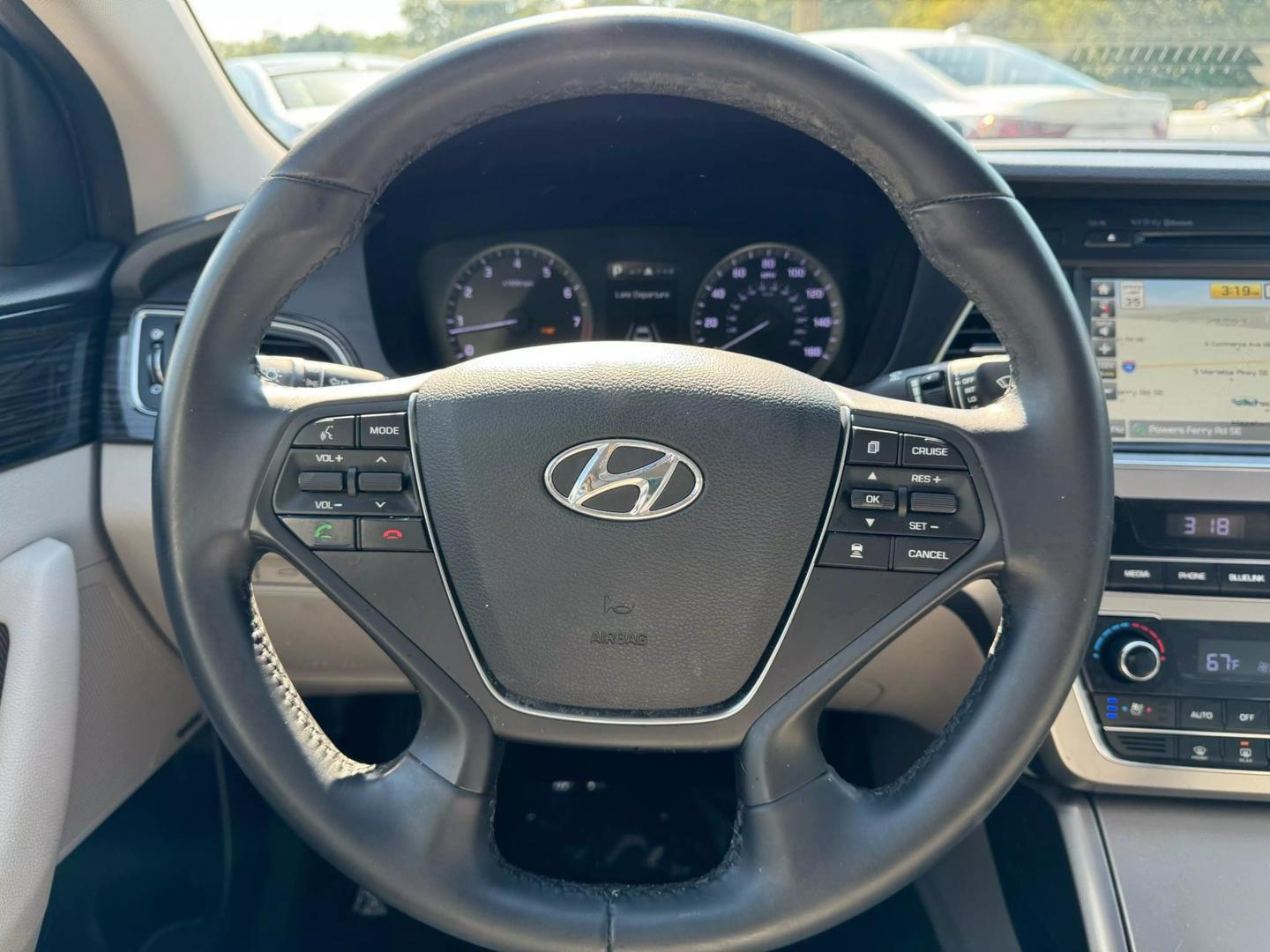 2017 Hyundai Sonata Limited photo 13