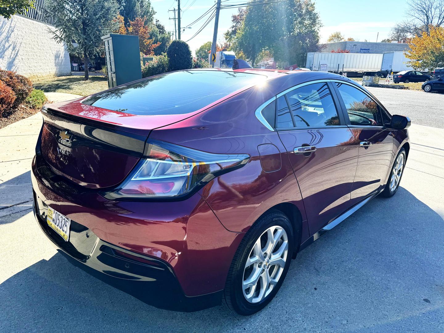 2017 Chevrolet Volt Premier photo 3