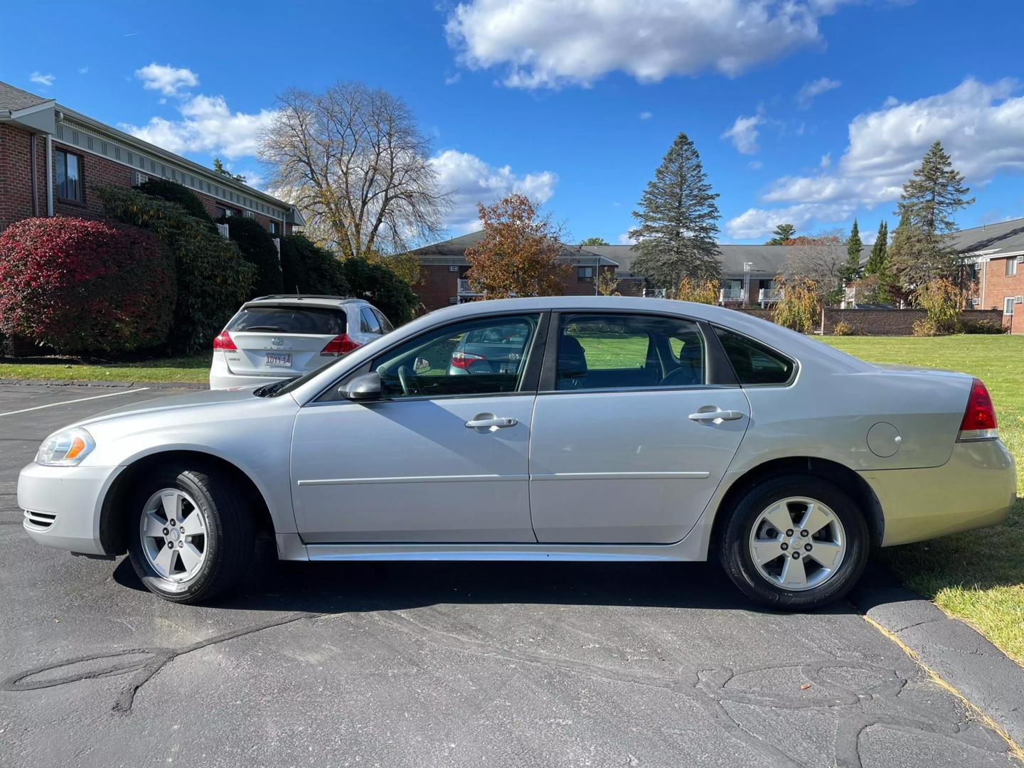 2011 Chevrolet Impala 1FL photo 8