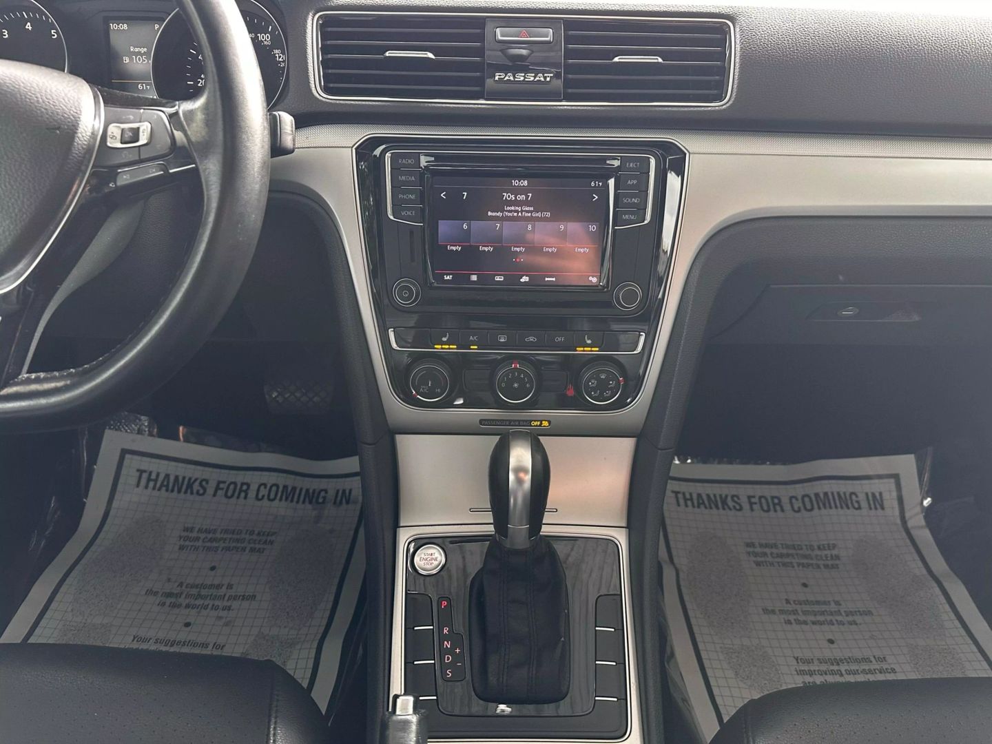 2019 Volkswagen Passat - Image 27