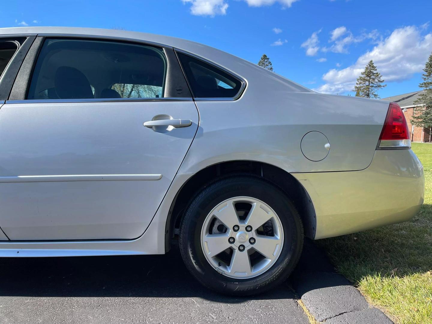 2011 Chevrolet Impala 1FL photo 29