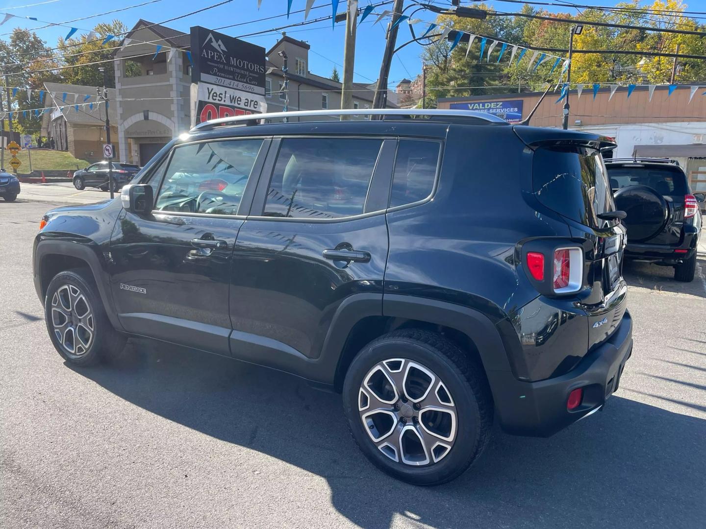 2015 Jeep Renegade Limited photo 12