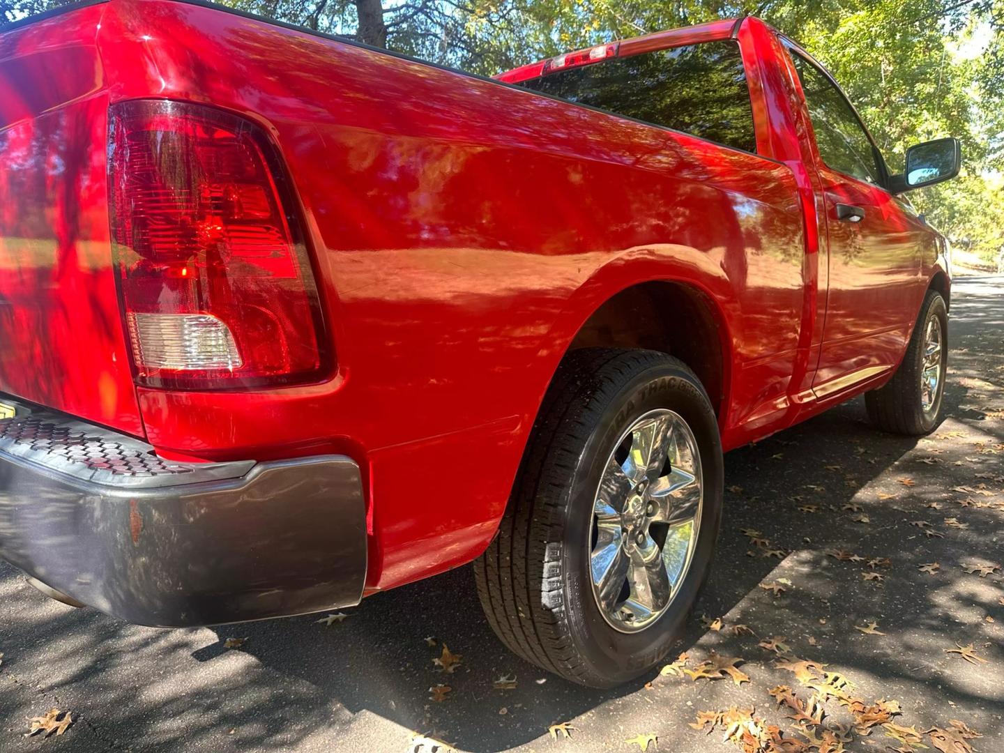 2009 Dodge Ram 1500 Pickup ST photo 5