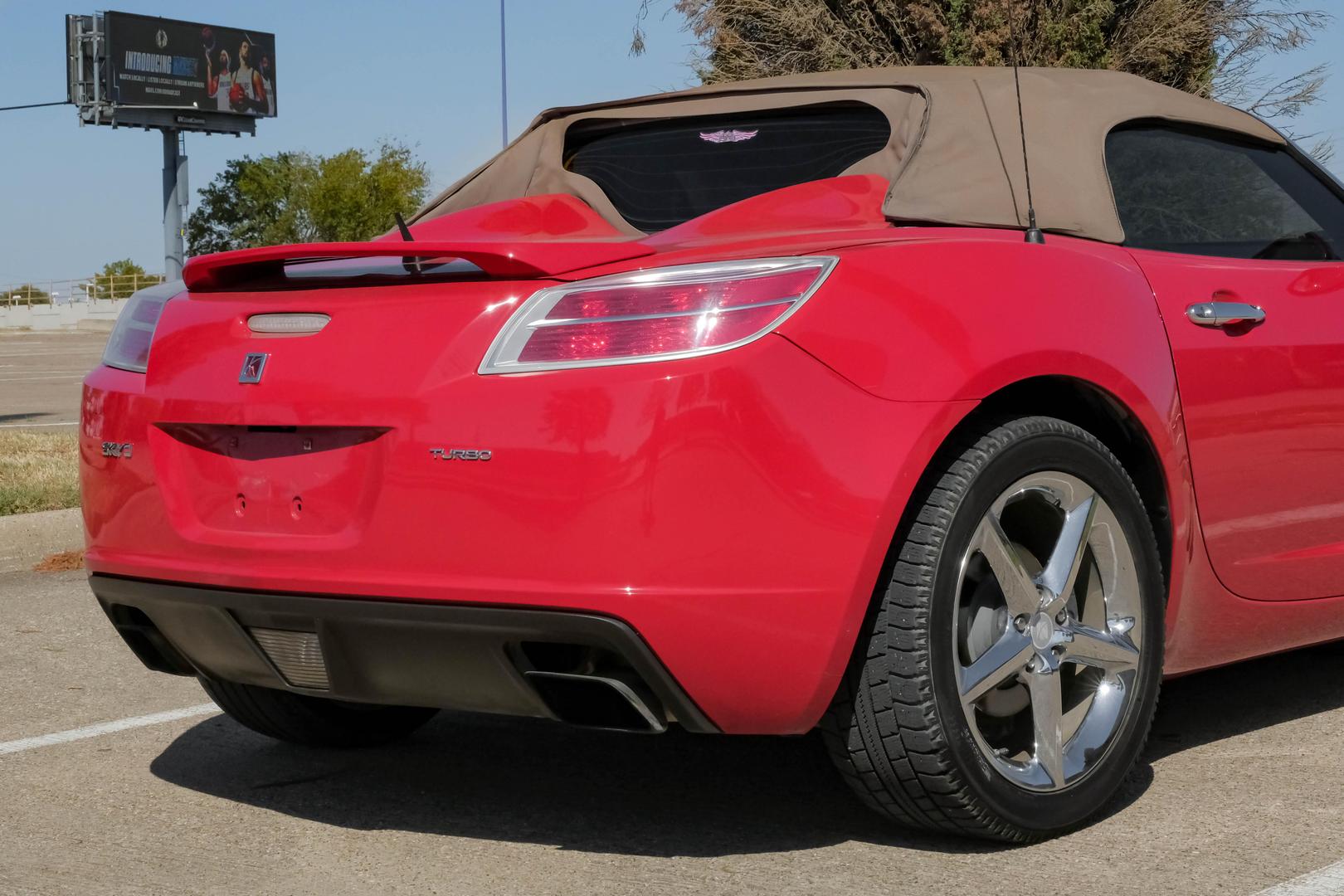 2008 Saturn Sky Red Line photo 9