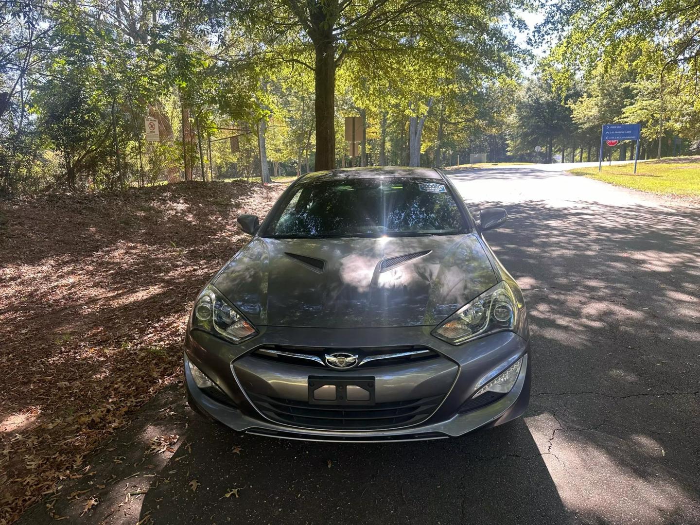 2015 Hyundai Genesis Coupe Base photo 19