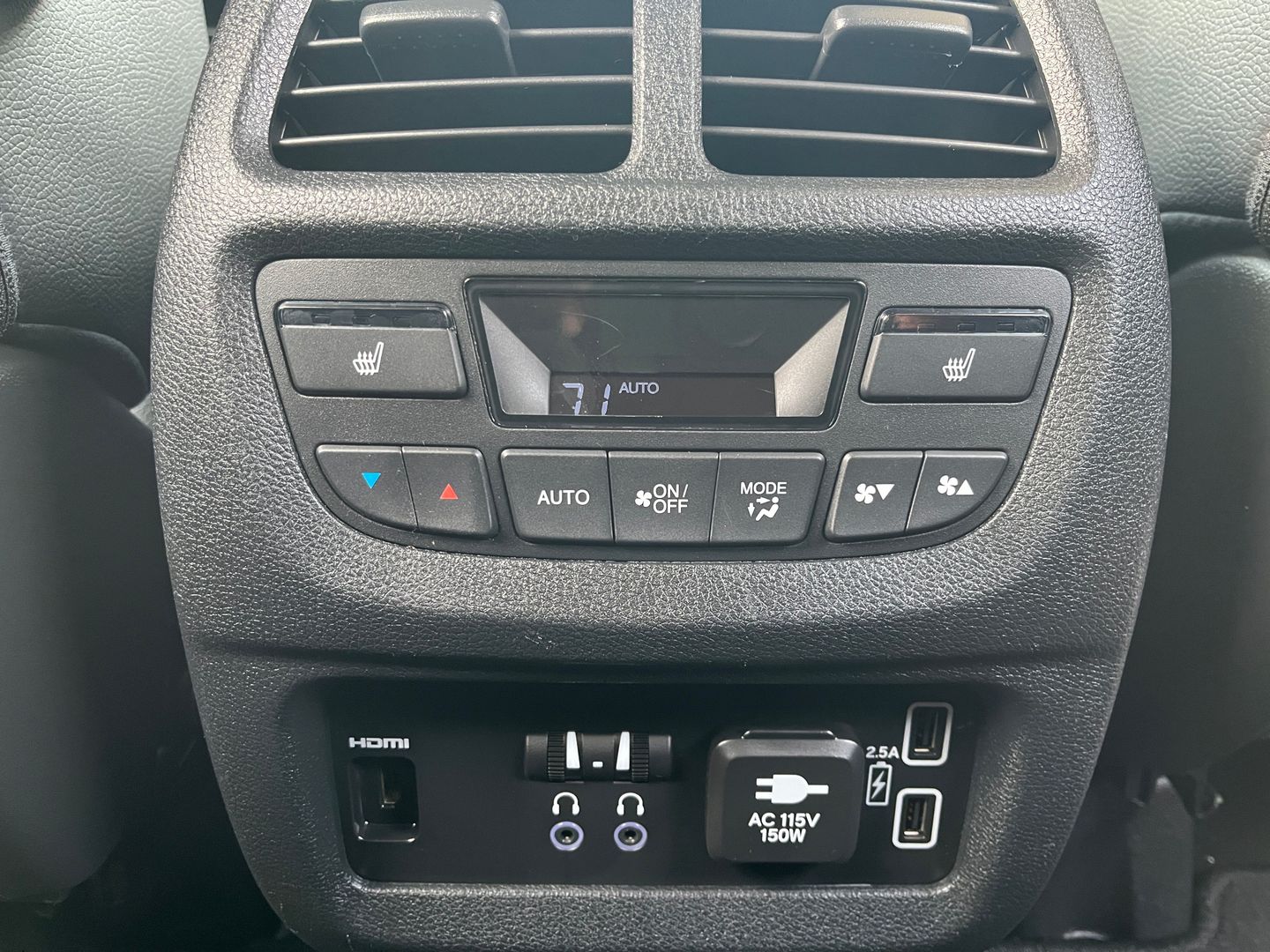 2021 HONDA PILOT SUV V6, I-VTEC, 3.5 LITER TOURING SPORT UTILITY 4D