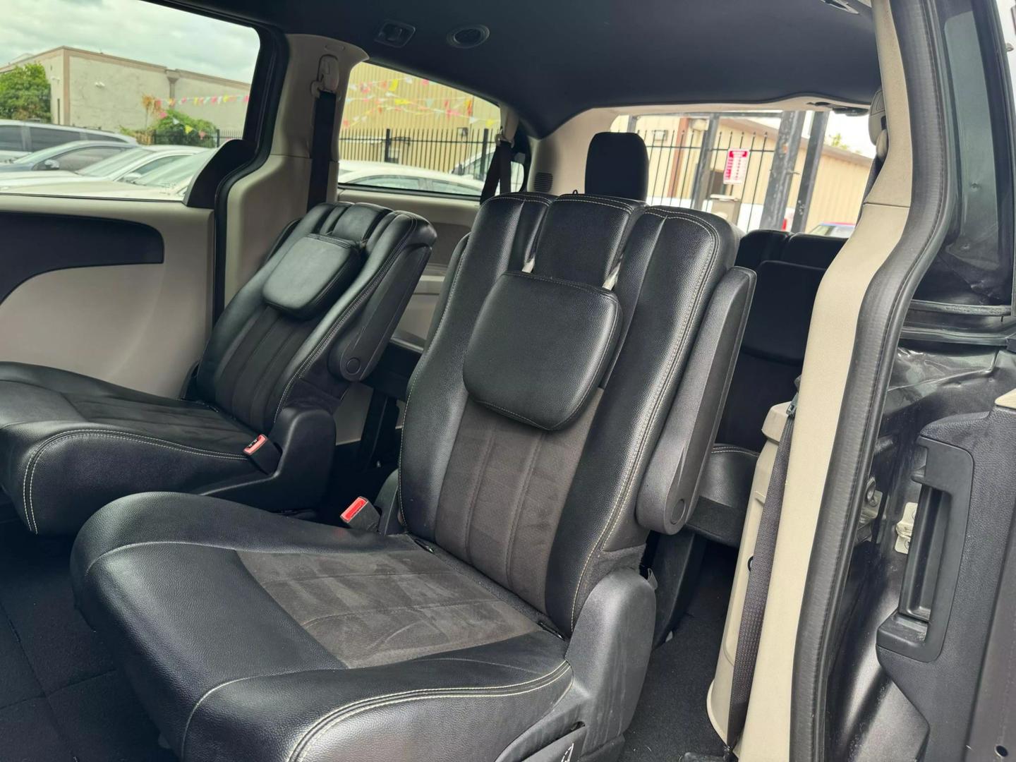 2019 Dodge Grand Caravan SXT photo 7