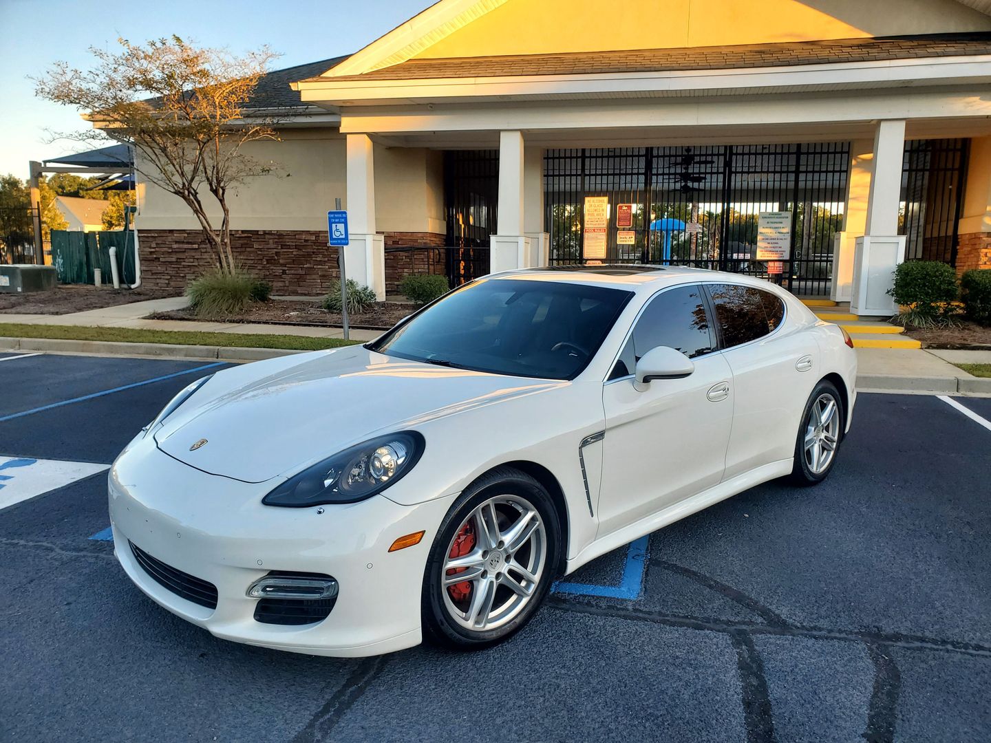 2012 Porsche Panamera Turbo
