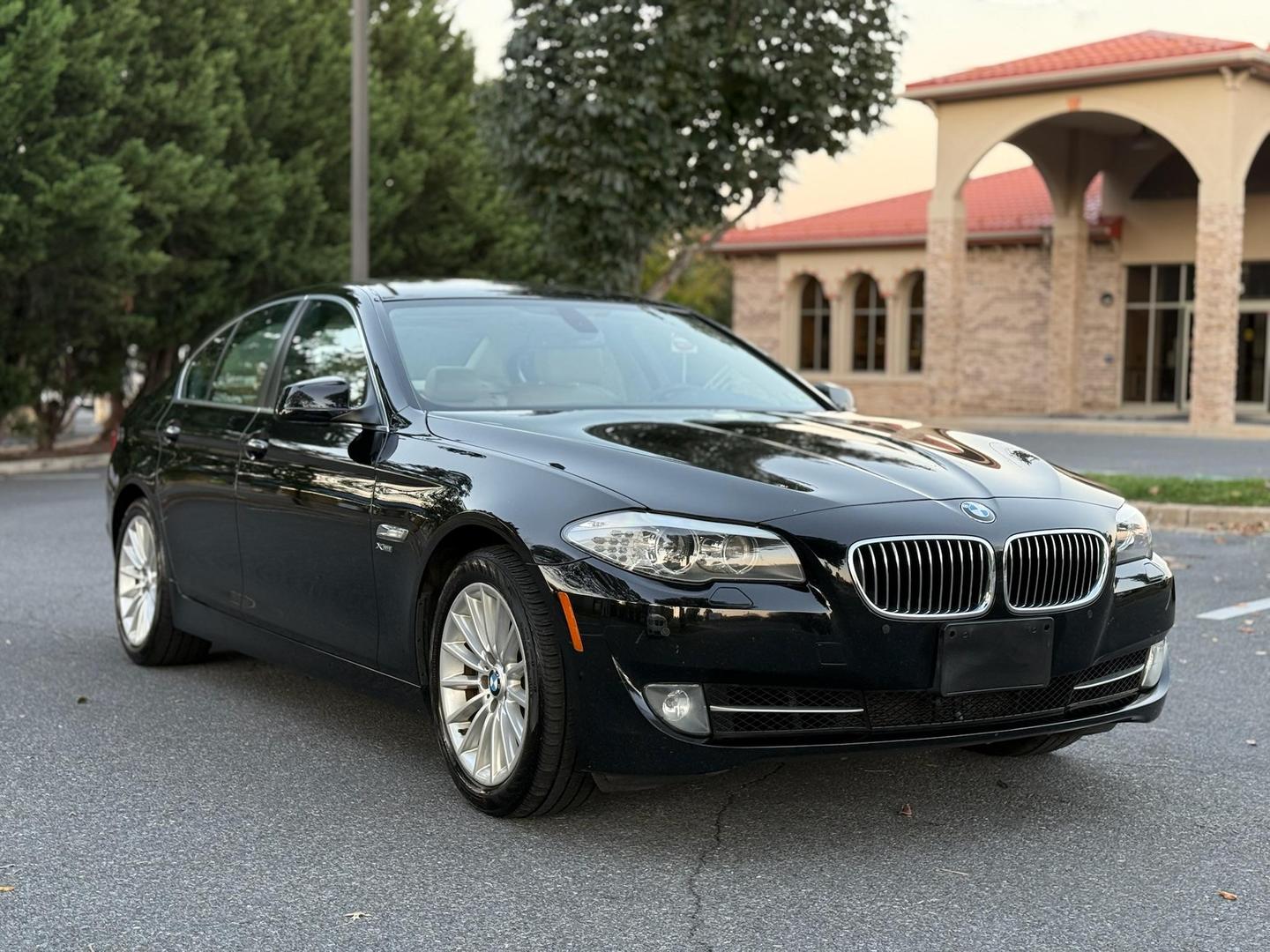 2012 BMW 5 Series 535i photo 7