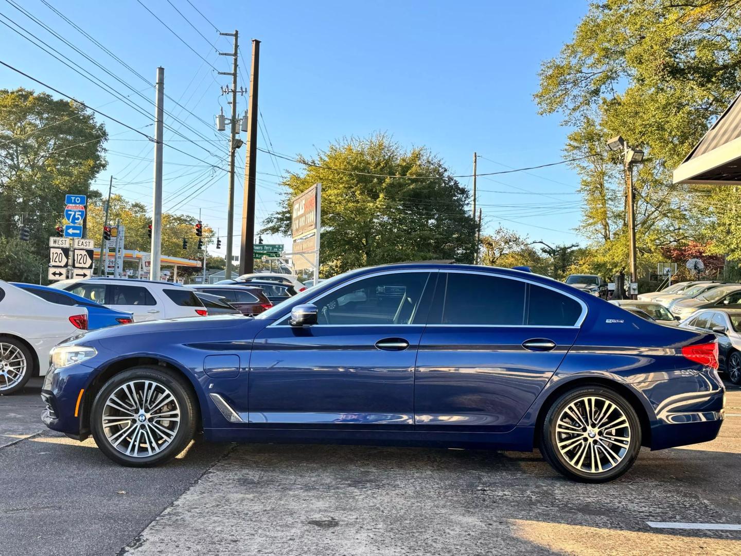 2018 BMW 5 Series 530e photo 4