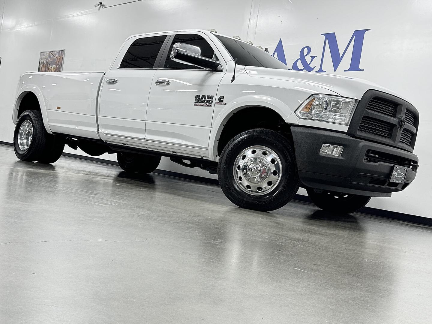 2014 RAM Ram 3500 Pickup Laramie photo 4