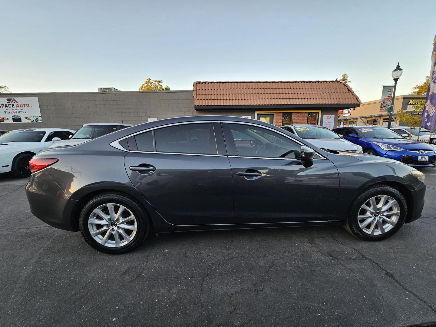 2015 Mazda MAZDA6 i Sport photo 4