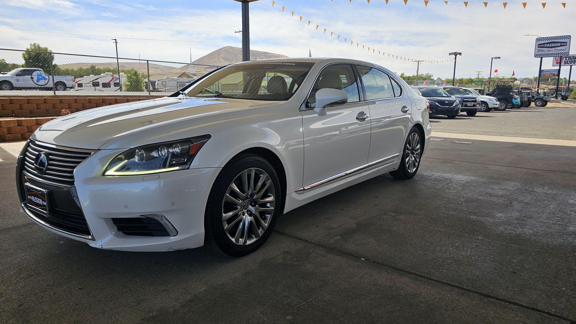 2013 Lexus LS L photo 7