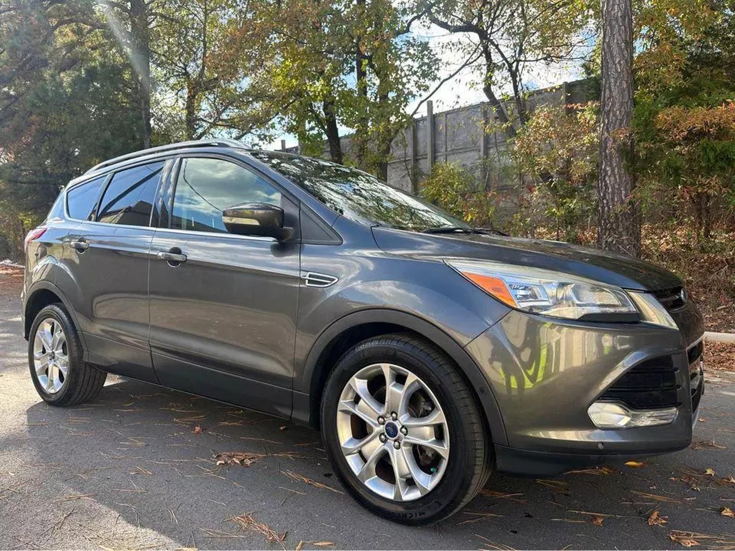 2015 Ford Escape Titanium photo 5