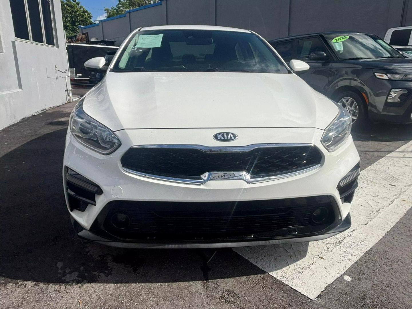 2019 Kia FORTE S photo 2