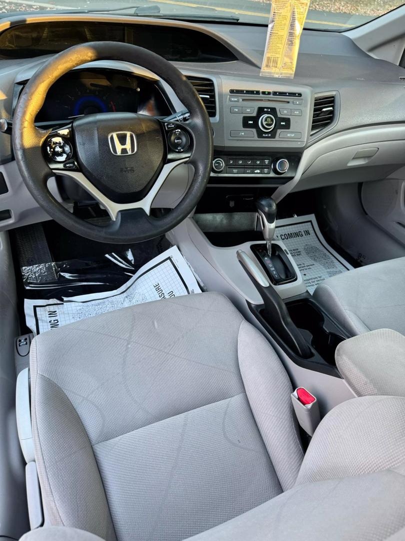 2012 Honda Civic LX photo 8