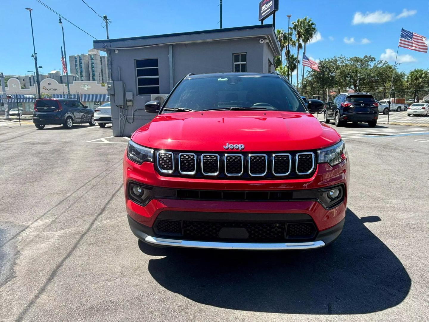 2023 Jeep Compass Limited photo 2