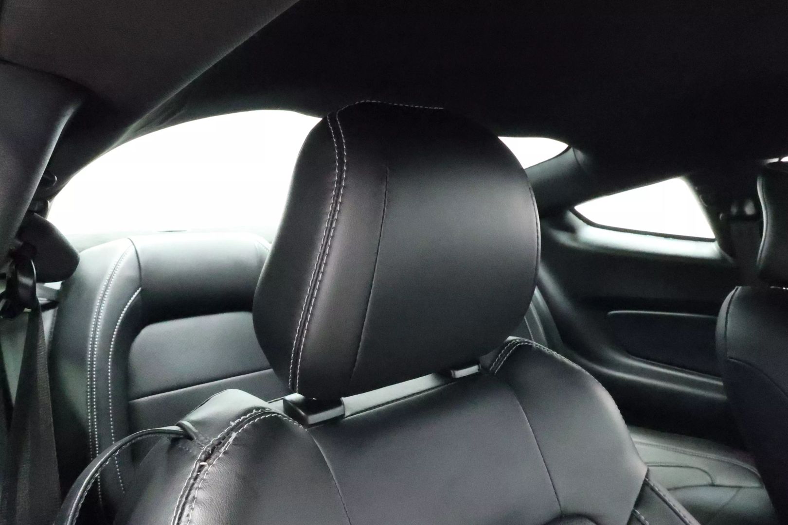 2022 Ford Mustang - Image 72