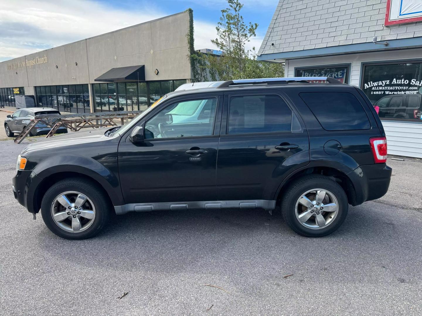 2011 Ford Escape Limited photo 7