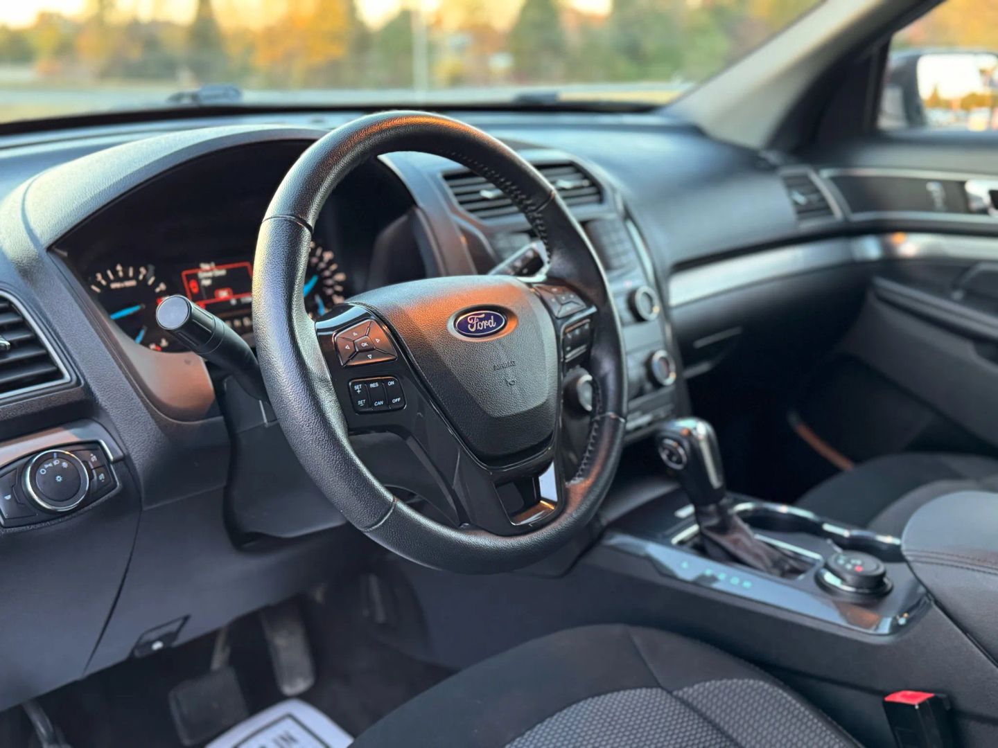 Image 8 of 2018 FORD EXPLORER