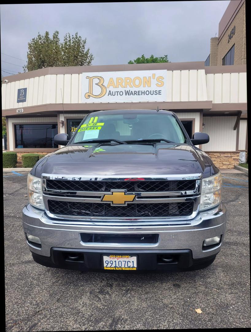 2011 Chevrolet Silverado 2500HD LTZ photo 2