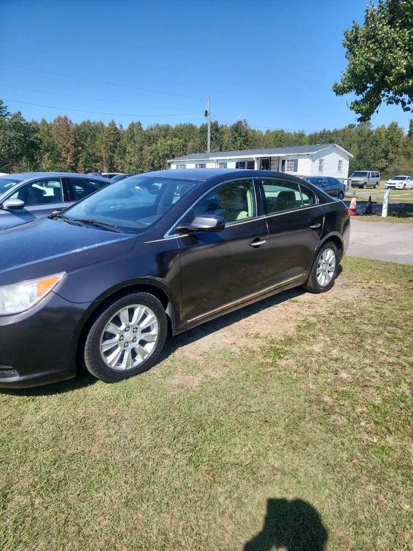 2013 Buick LaCrosse Base photo 2