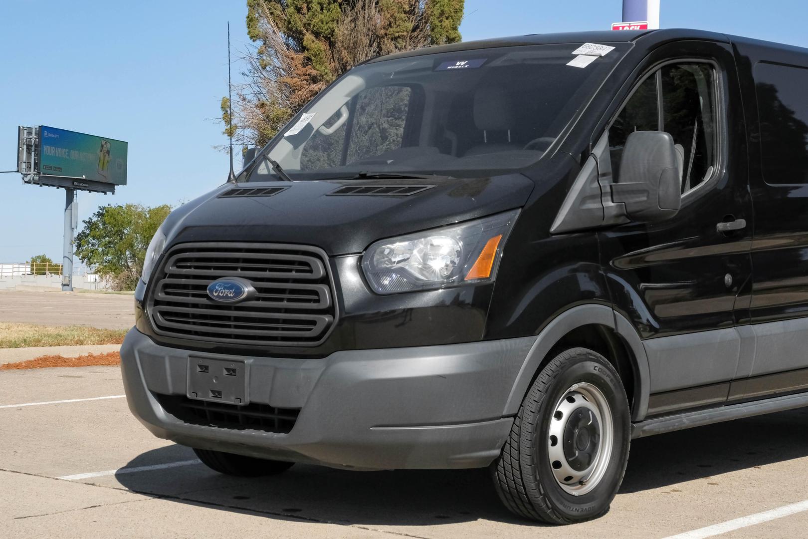 2015 Ford Transit Base photo 4