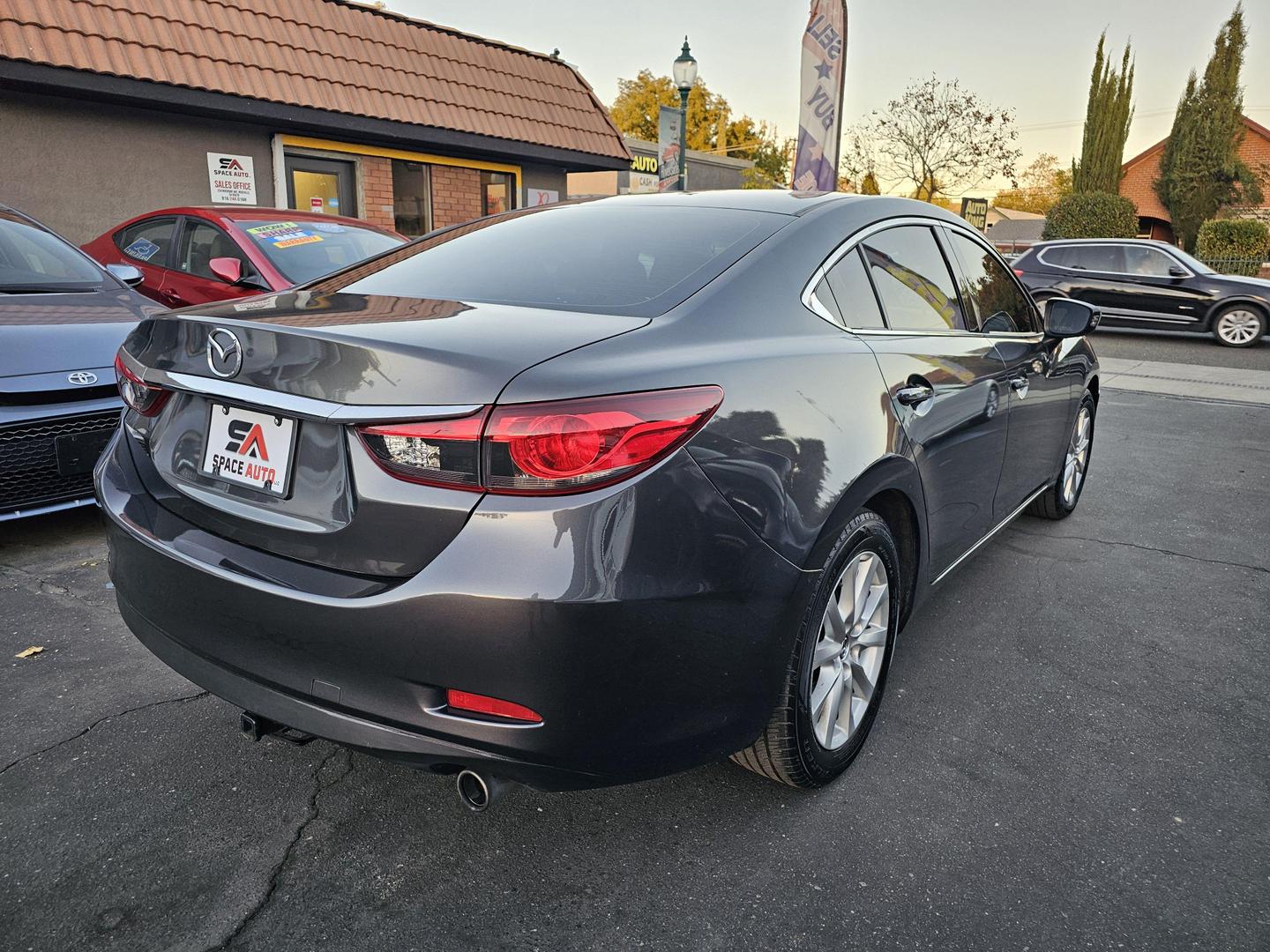 2015 Mazda MAZDA6 i Sport photo 5