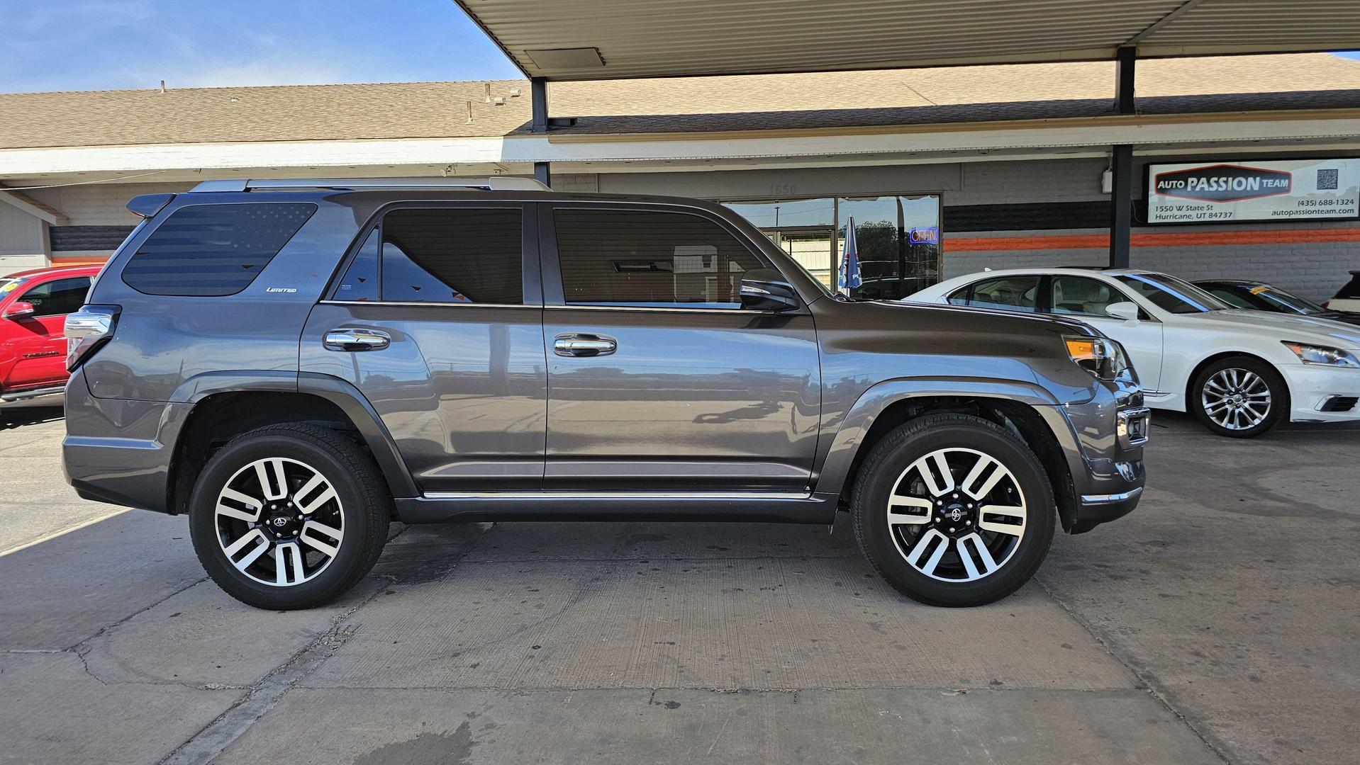 2015 Toyota 4Runner Limited photo 2