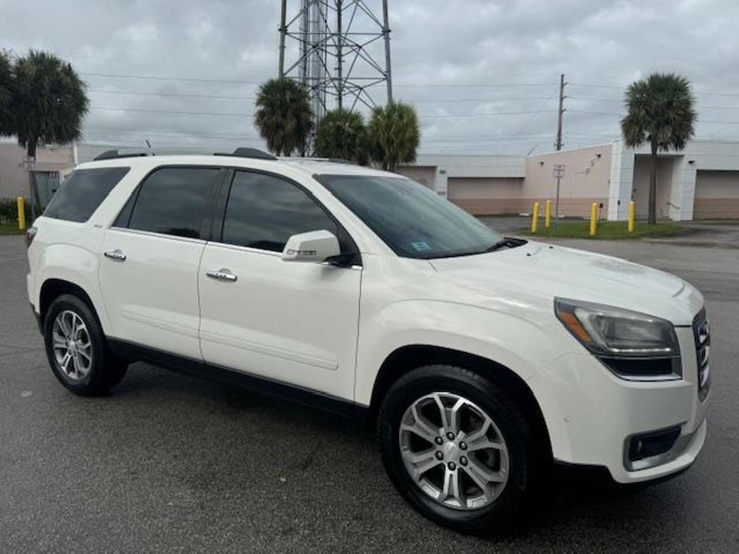 2015 GMC Acadia SLT1 photo 4