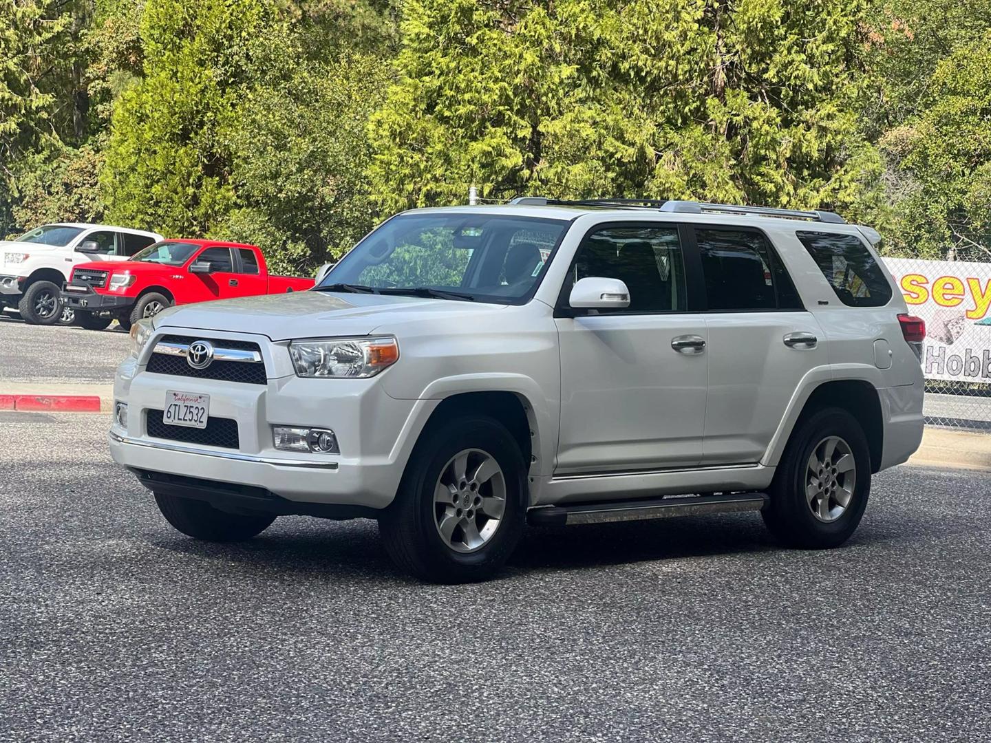 2011 Toyota 4Runner SR5 photo 9