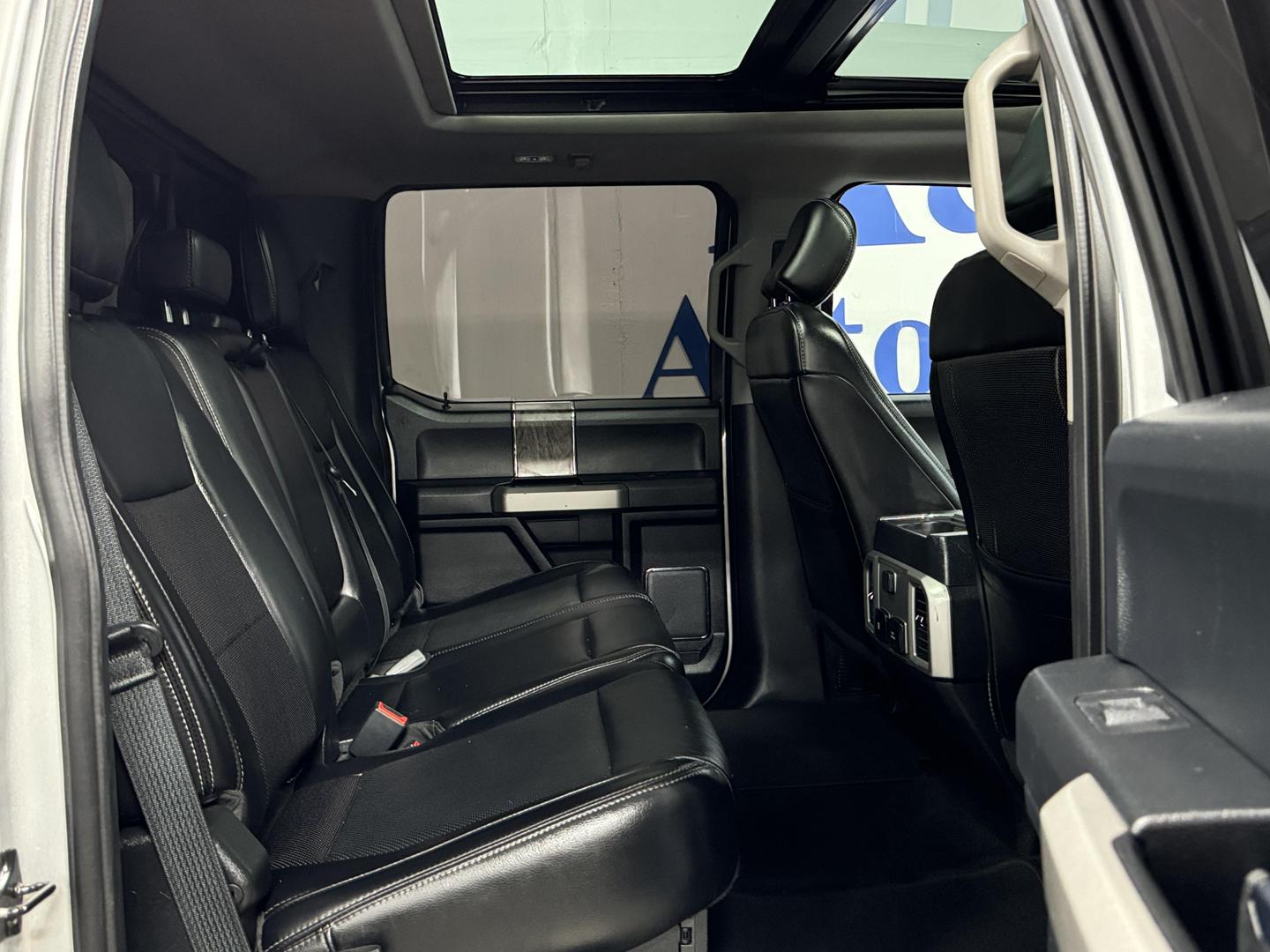 2019 Ford F-250 Super Duty Lariat photo 15