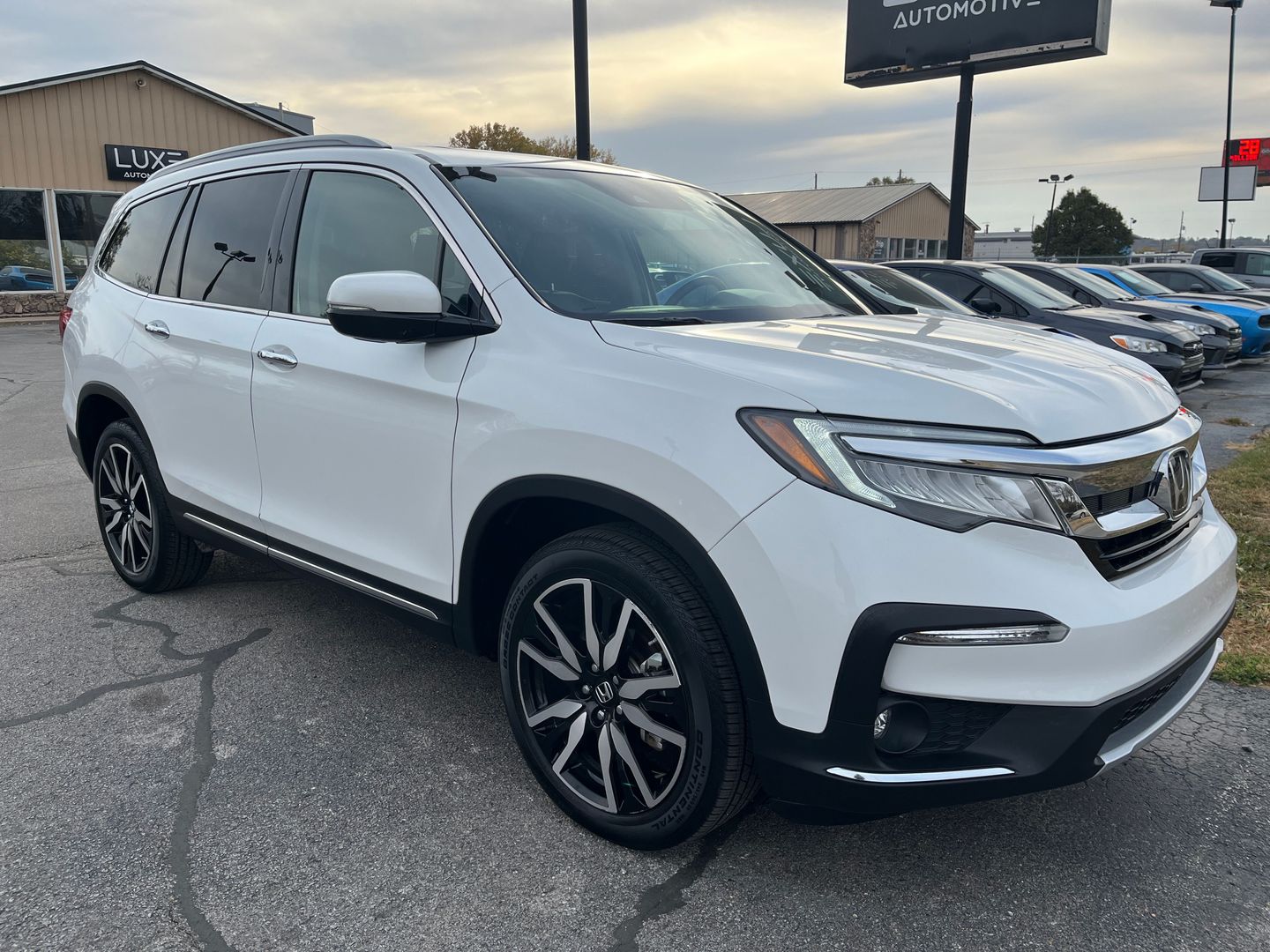 2021 HONDA PILOT SUV V6, I-VTEC, 3.5 LITER TOURING SPORT UTILITY 4D