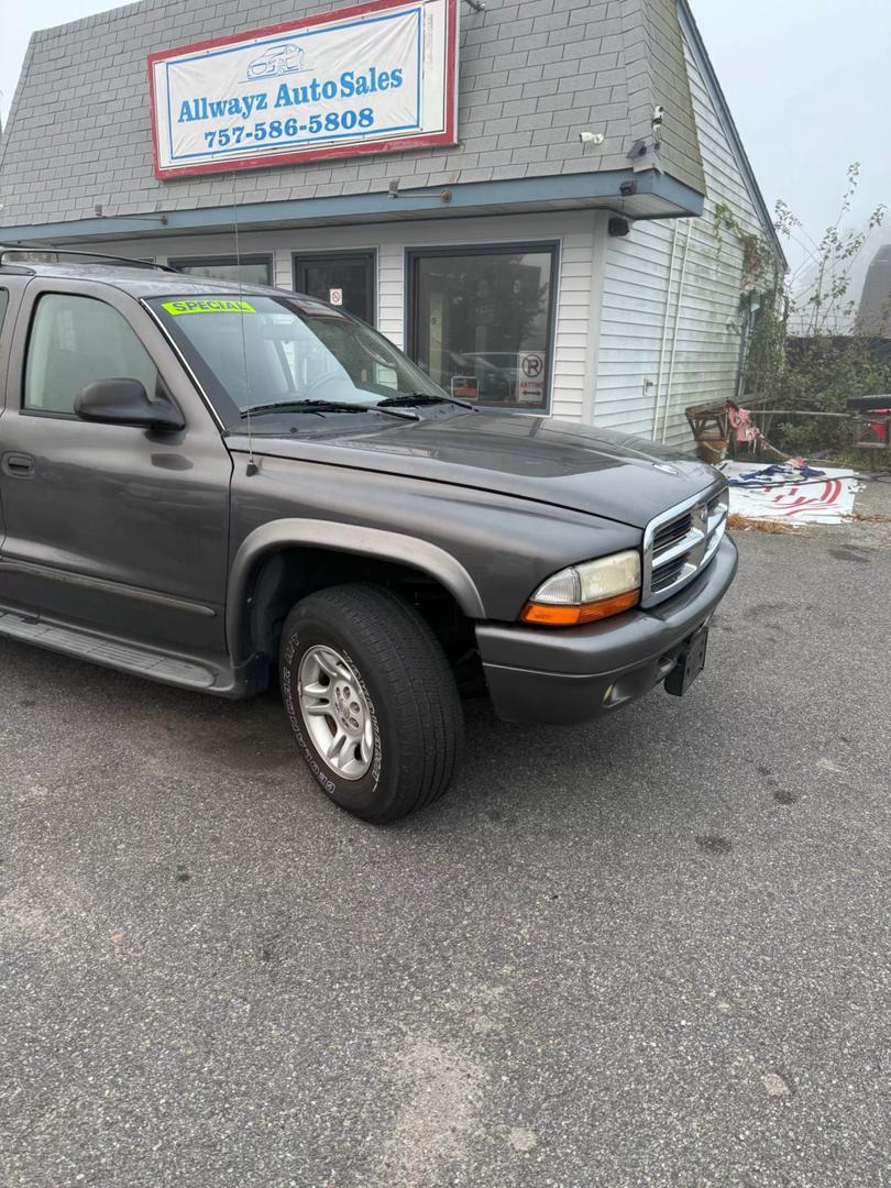 2003 Dodge Durango SPORT photo 2