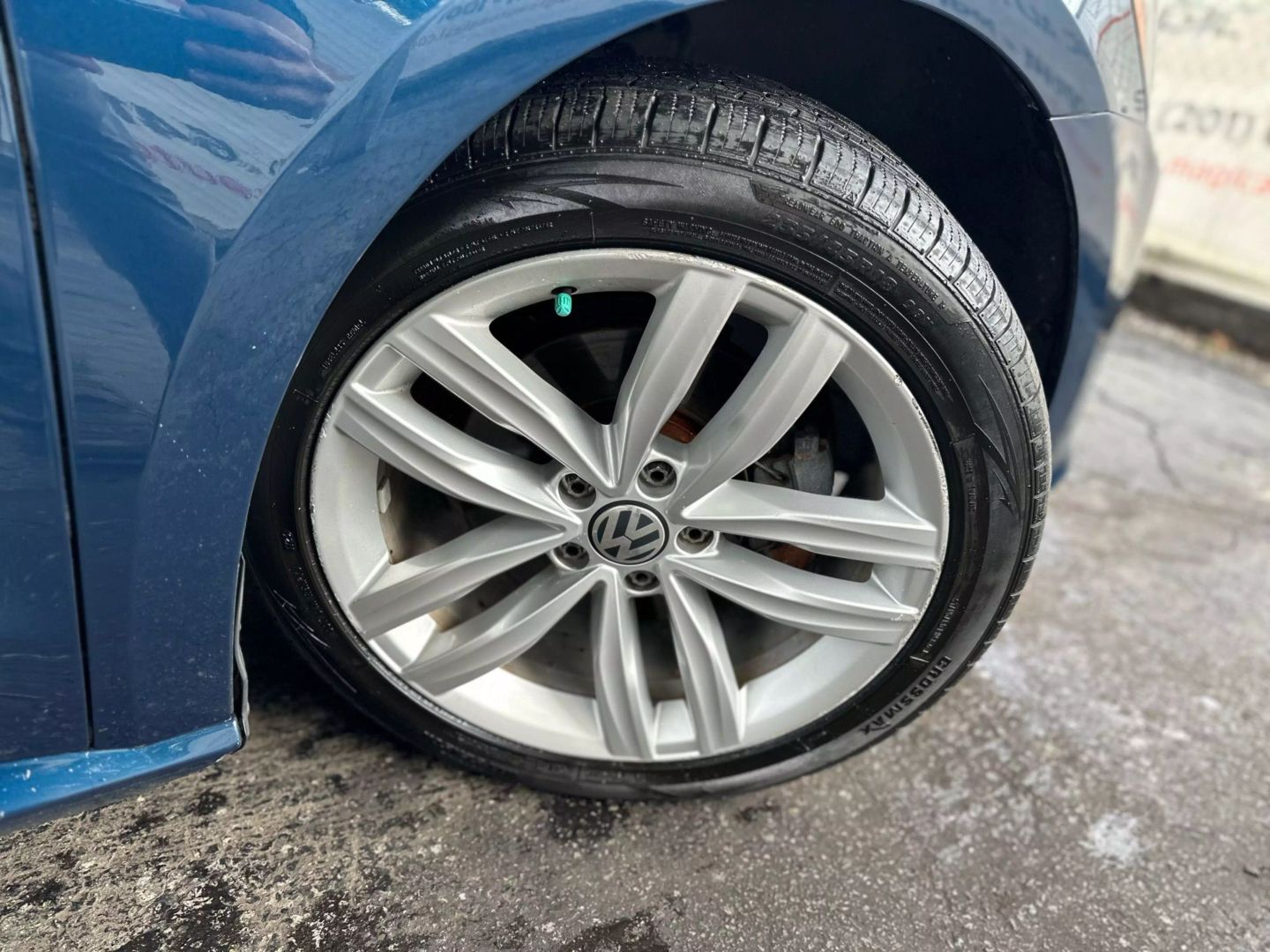 2019 Volkswagen Passat - Image 49